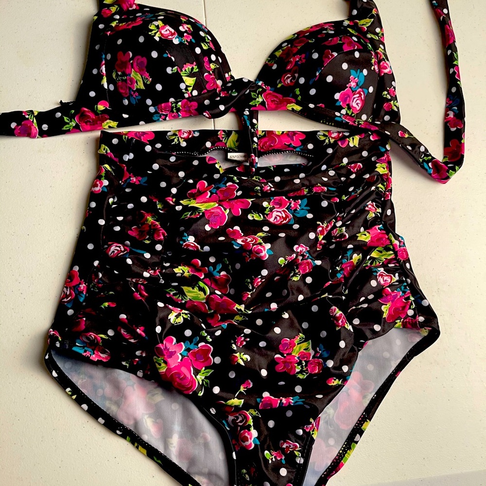 High waisted bikini